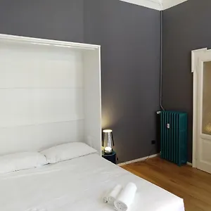 Gray Design In Casa Epoca Isola Garibaldi Appartamento Milano